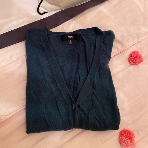 Cardigan - Picture 3 of 3